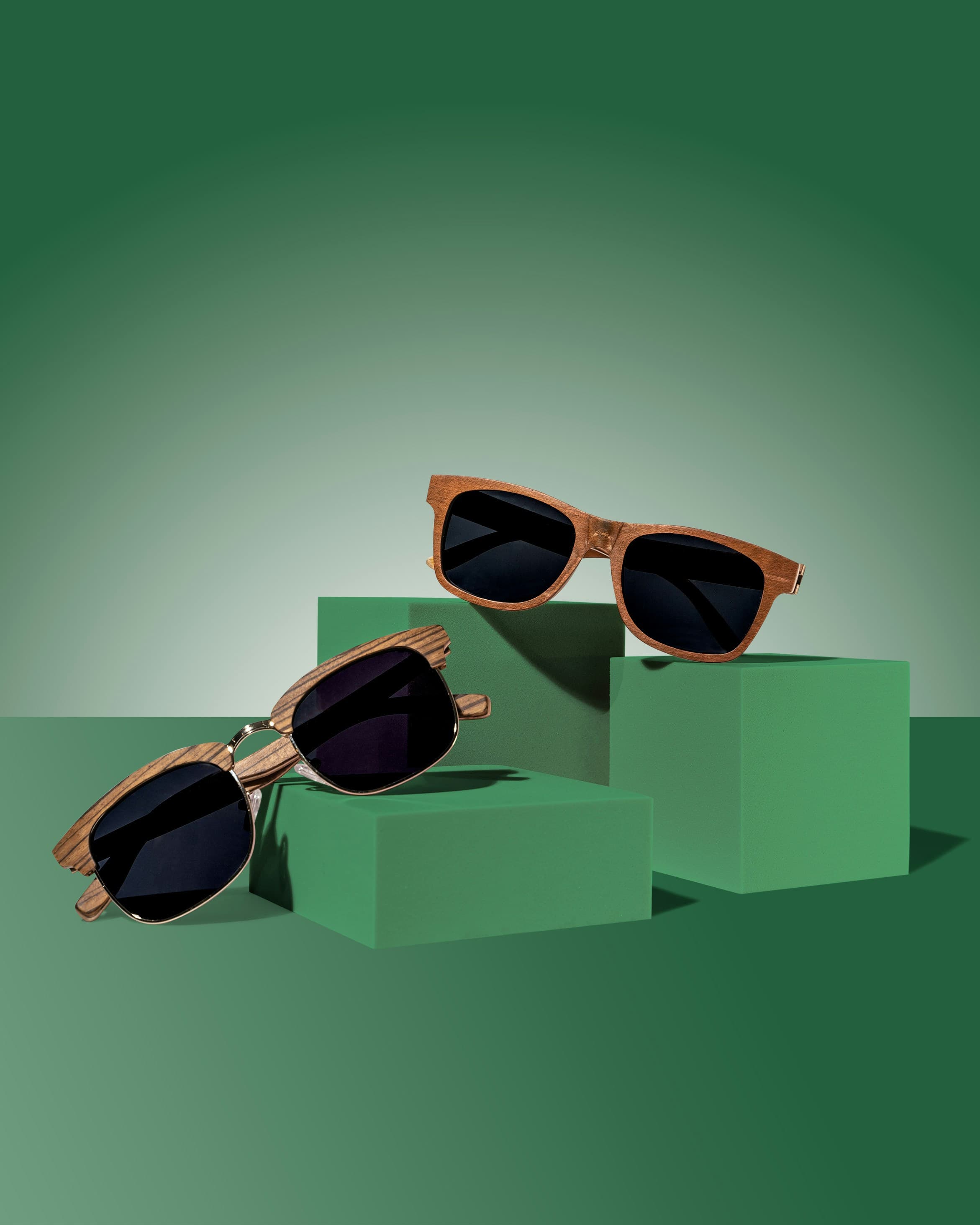 Bright tortoiseshell frames